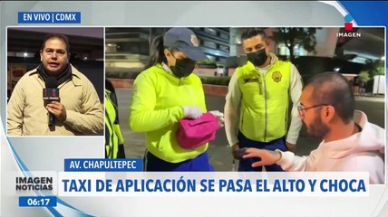Taxi de aplicación choca contra una camioneta en la Col. Doctores, CDMX