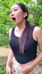 Survival Skills_ SIMPLE and USEFUL #bushcraft #camping #outdoors #shorts #reels #viral (7)