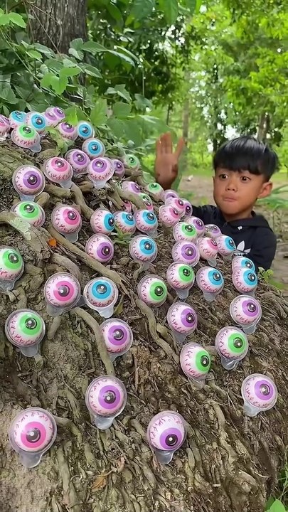 Survival Skills_ SIMPLE and USEFUL #bushcraft #camping #outdoors #shorts #reels #viral (10)