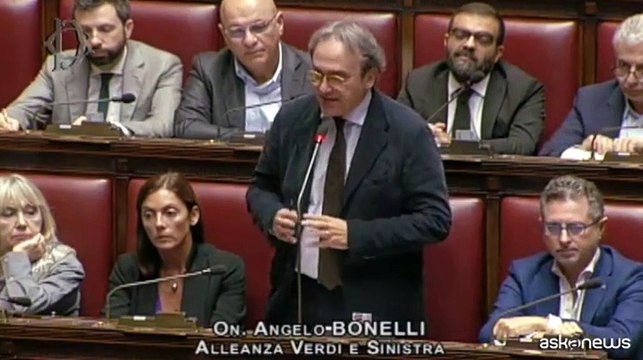 Migranti, Bonelli: rischio infiltrazioni criminali in centri Albania