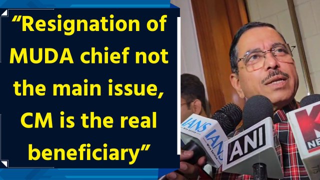 Resignation of MUDA chief not the main issue, CM is the real beneficiary: Pralhad Joshi