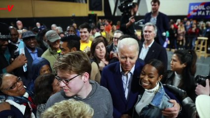 Protect Your Career: How to Safely Express Political Views at Work 🛡️