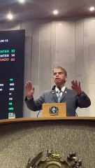 Antigos posts de Vinicius Castello repercutem na Alepe