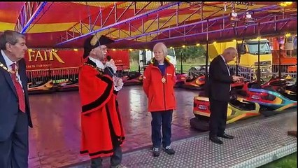 Experience the Excitement at Newbury Michaelmas Fair 🎡