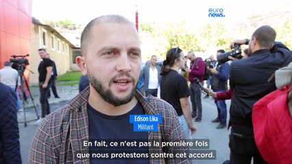 Manifestation contre le transfert de migrants secourus par l'Italie en Albanie