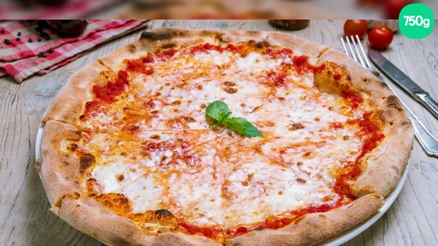 Pizza margherita au Monsieur Cuisine