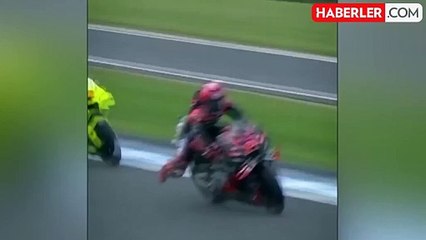 Avustralya Grand Prix'sinde korkunç kaza: MotoGP yarışçısı hastaneye kaldırıldı