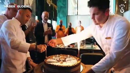 Galatasaray’da Okan Buruk’un doğum günü kutlandı