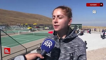 Yerli ve yabancı tenisçiler, yüksek irtifa merkezi Erciyes'te güç depoluyor
