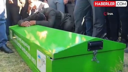 Trafik Kazasında Hayatını Kaybeden AK Partili Baba ve Oğlu Defnedildi
