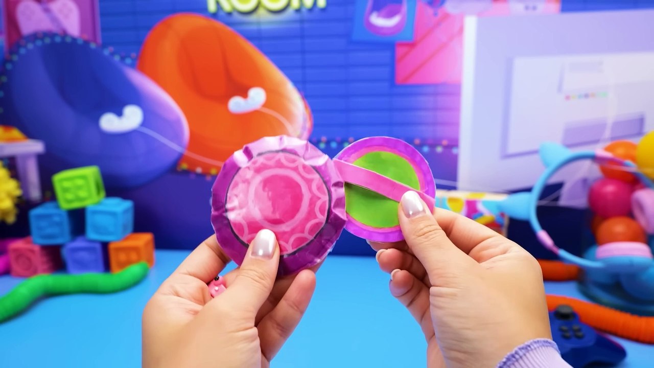 DIY Fun & Makeover With Roblox Skincare Blind Baggies