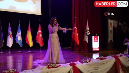 Azerbaycanlı Şarkıcı Gulyanag Mammadova'dan Unutulmaz Konser
