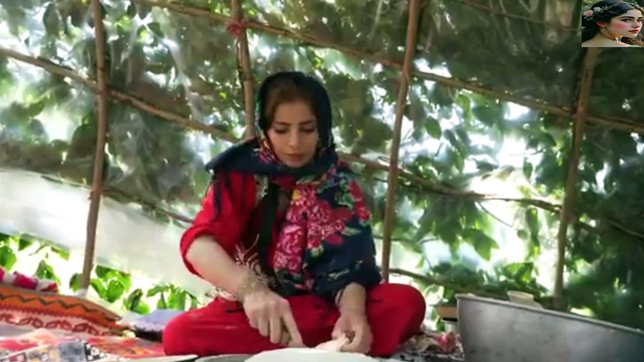 Bedouin life in the north and cooking bread broth and lamb فيديو