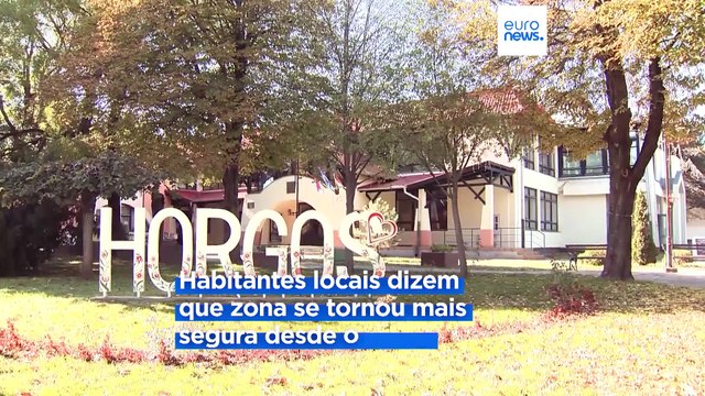 Fronteira entre a Sérvia e a Hungria regressa à normalidade após migrantes serem retirados