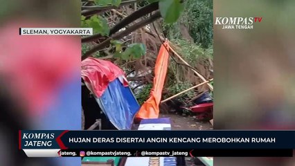 Hujan Deras Disertai Angin Kencang Merobohkan Rumah di Sleman