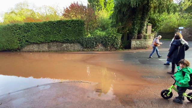 Flooding from the Vauxhall Inglis Bridge towards Osbaston has caused the closure of the street from the Hereford Road