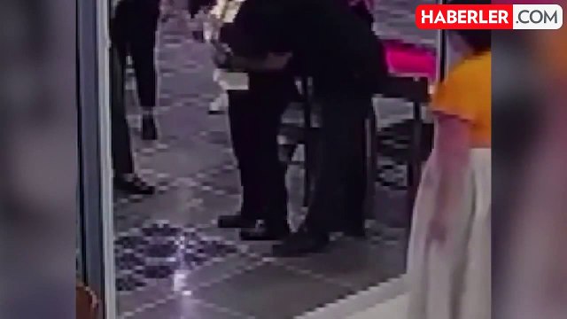 Eski Süper Lig hakemi 'Heimlich' manevrasıyla hayat kurtardı