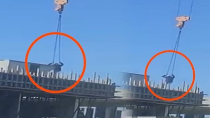 Vincin halatına oturup yandaki inşaata geçti