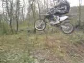 Dirt bike saut