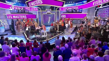 Manon impressionné par Laurens dans les Masters de "N'oubliez pas les paroles"