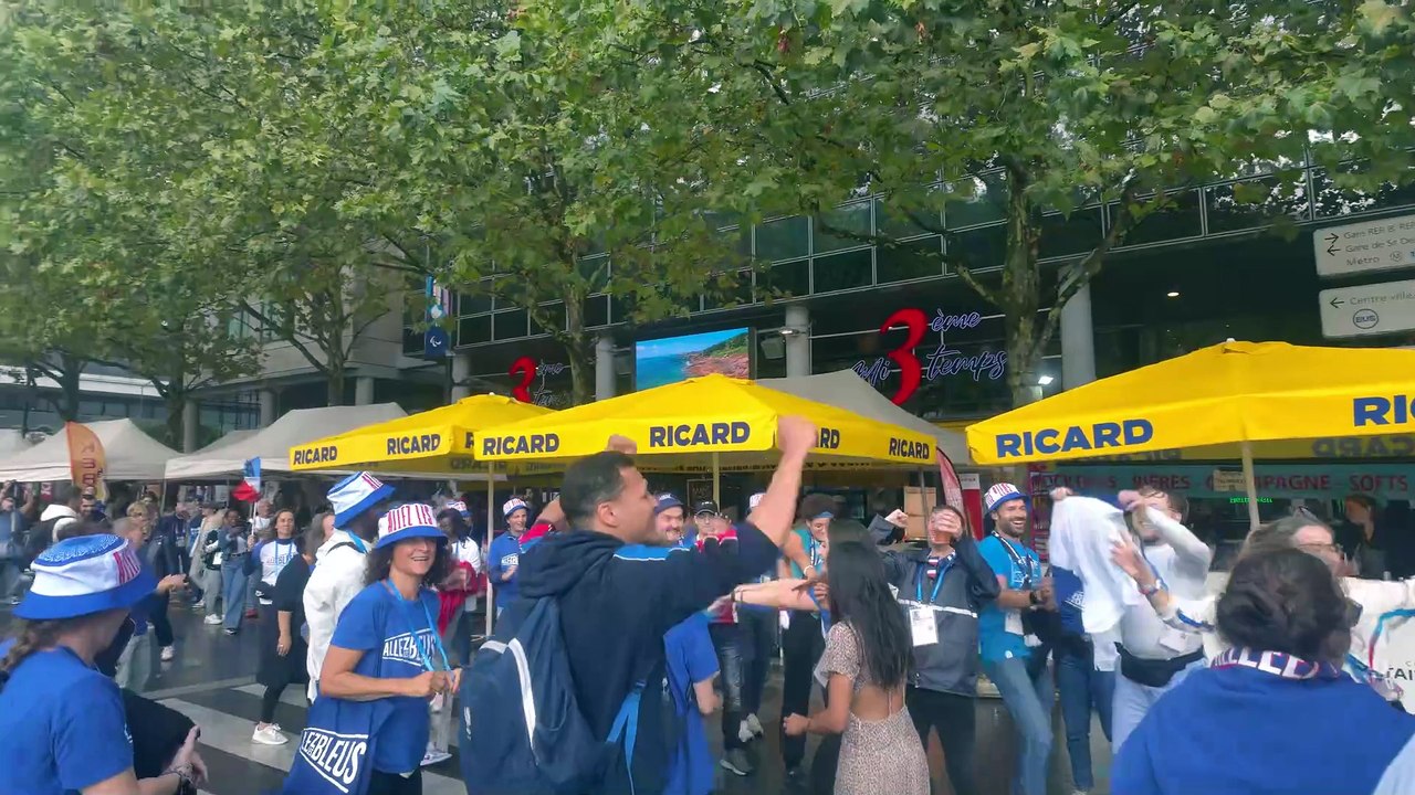 Watching the closing ceremony of paralympics paris 2024