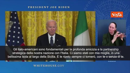 Biden celebra la comunit? italiana e scherza con la moglie: "Torner? in Sicilia con o senza di te"