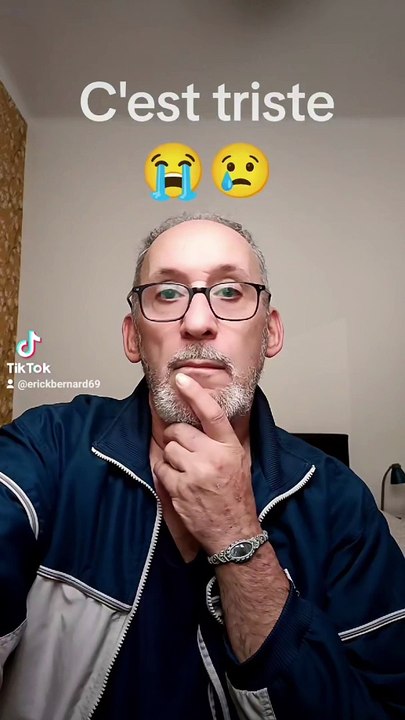 C'est triste, très triste 