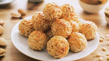 Panellets de piñones: la receta más tradicional y fácil - Cocina Fácil