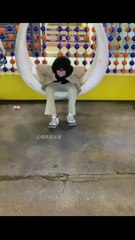 Funny peoples are falling down|funny video