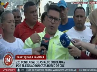 En La Pastora el gobierno de Caracas y comando Caza Hueco colocaron 220 toneladas de asfalto