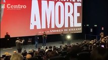 Favino a Pescara: il cinema italiano, l'amatriciana, il pubblico che grida 