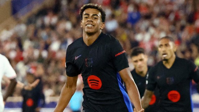 Golazo de Lamine Yamal en el entrenamiento