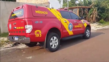 Mulher perde um litro de sangue ao ser atingida por vidro de porta que estourou