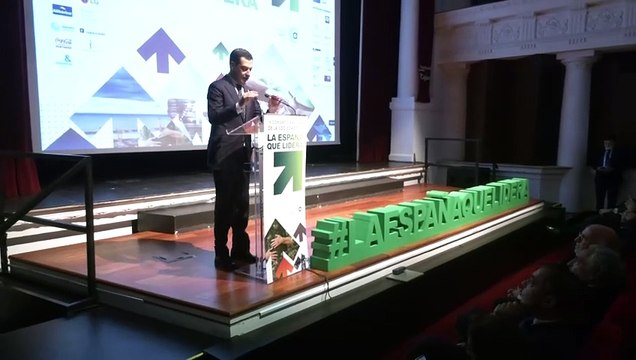 Juanma Moreno destaca la sociedad civil como pilar de la democracia