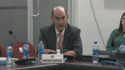 Ministro Chapman expone el destino de los fondos del Estado para 2025