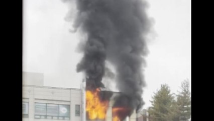 경기 양주시 건물 불...1시간 10분 만에 완진 / YTN