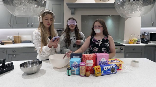 Fazendo Biscoitos com Irmã