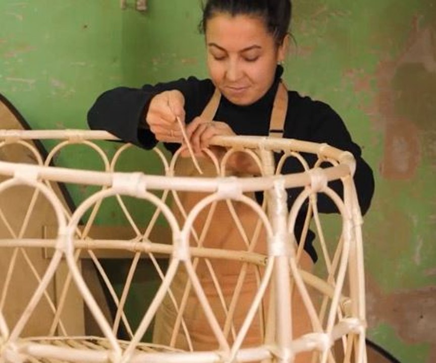 Traditional woodworking techniques in process!