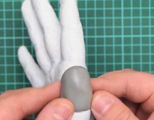 Leather glove for a brutal biker!