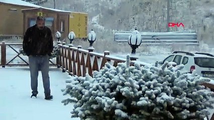 Hoşgeldin kış: Bir ilimiz güne bembeyaz başladı