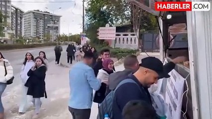 Jahrein'in tahliyesine sevinen vatandaş, ilginç bir kutlama yaptı