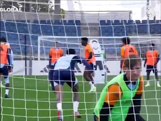 Arda Güler kafayla gol attı