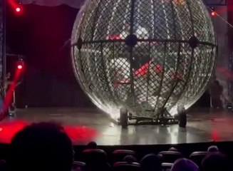 Circus stunt riders crashed during the ‘Globe of Death’