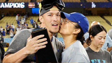 Roberts Leads Dodgers to Edge of World Series 🚀