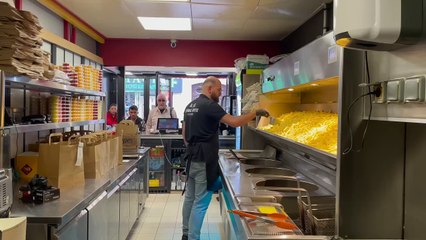 best belgian fries in paris - french street food