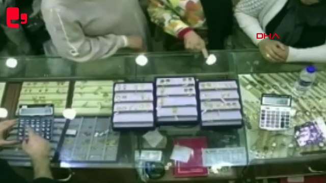 Kuyumculardan altın ziynet eşyası çalan iki kişi yakalandı