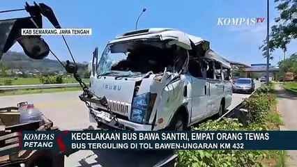 Download Video: Bus Rombongan Santri Asal Yogyakarta Terguling di Jalan Tol Bawen-Ungaran, Empat Orang Tewas