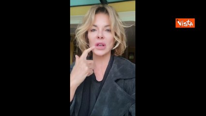 Alba Parietti, sfogo sui social dopo il furto delle ruote dell'auto: Milano invivibile, ? il Bronx"