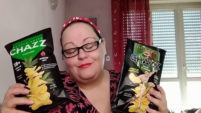 Assaggia le patatine al gusto caxxo e ......