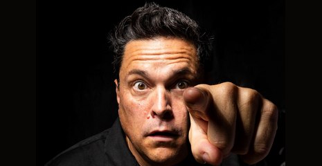 Comedian Dom Joly's swearing rant about Warwick Castle ticket prices